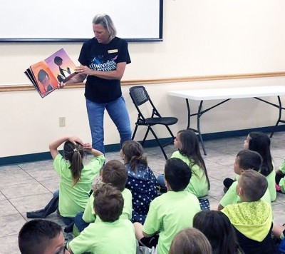 Kindergarten kids visit MCL