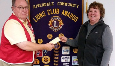 Food pantry donation featured