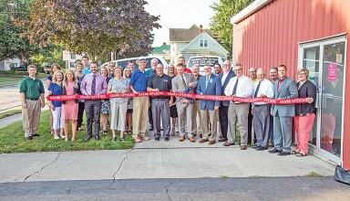 Public transportation ribbon cutting